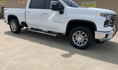 2025 Chevrolet Silverado HD LTZ