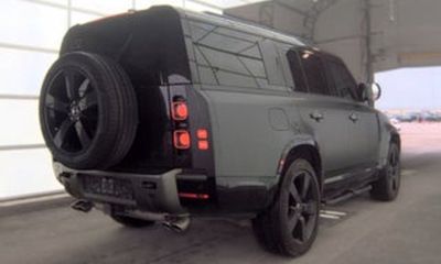 2025 Land Rover Defender V8