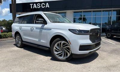 2026 Lincoln Navigator Premier