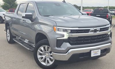 2024 Chevrolet Silverado LT