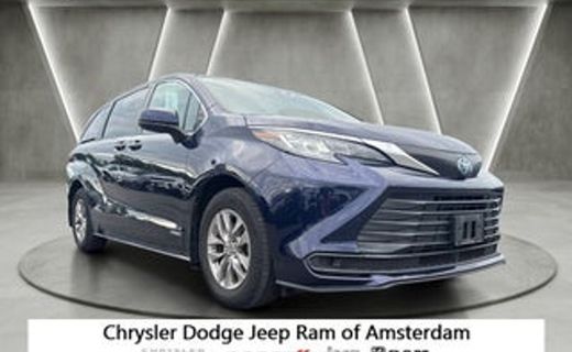 2021 Toyota Sienna LE
