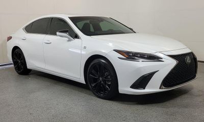 2024 Lexus ES 300H