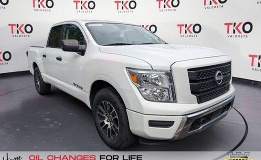 2023 Nissan Titan