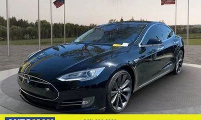 2014 Tesla Model S P85