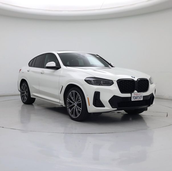 Representative 2023 BMW X4 photo