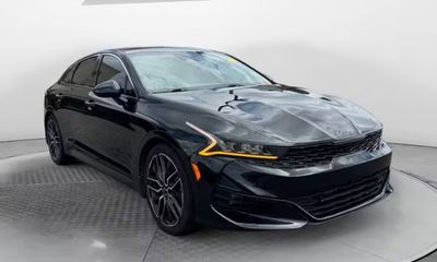 2023 Kia K5 GT