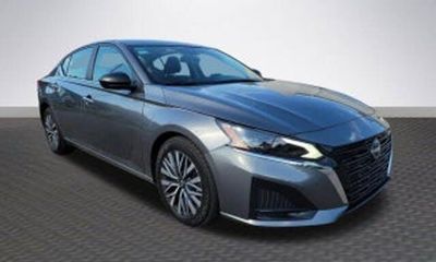 2024 Nissan Altima SV