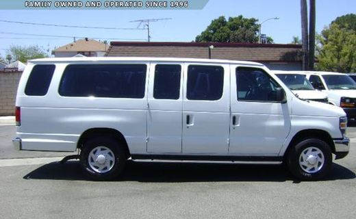 2013 Ford E-350 XL