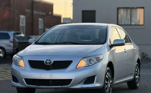 2010 Toyota Corolla LE