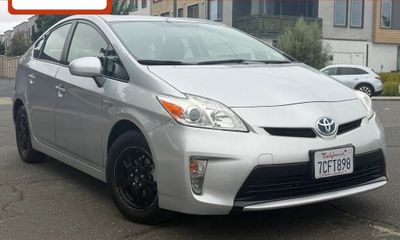 2013 Toyota Prius Three