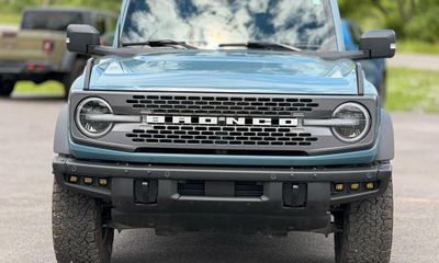 2023 Ford Bronco Base Big Bend