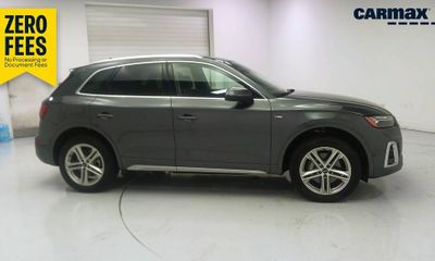 2024 Audi Q5 E S Line Quattro