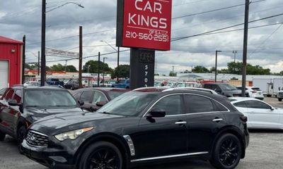 2009 Infiniti FX35 Base