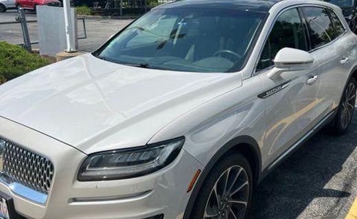 2019 Lincoln Nautilus Reserve