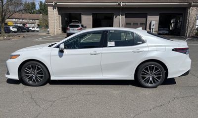 2023 Toyota Camry XLE