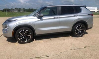 2024 Mitsubishi Outlander SE Ralliart Edition