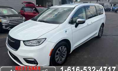 2023 Chrysler Pacifica Limited