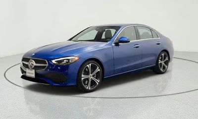 2023 Mercedes-Benz C-Class C300
