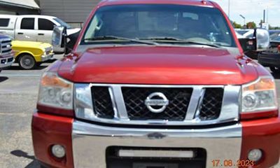 2014 Nissan Titan SV