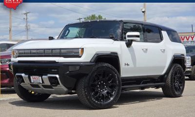 2024 GMC Hummer EV SUV 2X