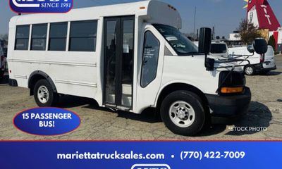 2014 Chevrolet Express 3500 139 Cutaway