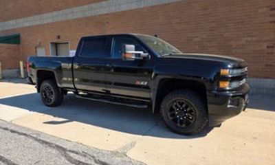 2017 Chevrolet Silverado LT