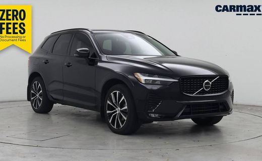 2024 Volvo XC60 Plus Dark