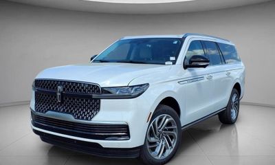 2025 Lincoln Navigator L Reserve
