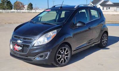 2013 Chevrolet Spark 2LT