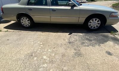 2004 Mercury Grand Marquis LS