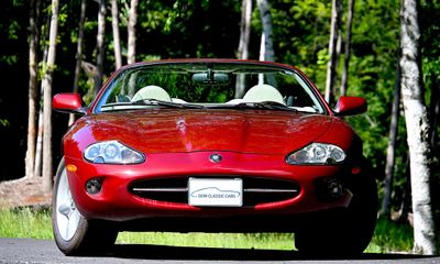 1999 Jaguar XK8