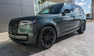 2026 Land Rover Range SE