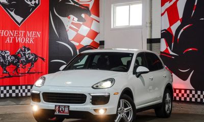 2017 Porsche Cayenne S