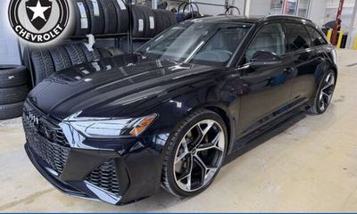 2025 Audi RS 6 Avant Performance Quattro