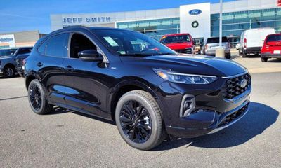 2026 Ford Escape ST Line Elite