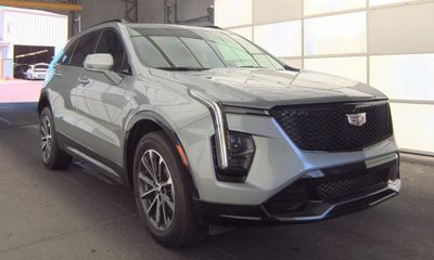 2024 Cadillac XT4 Sport