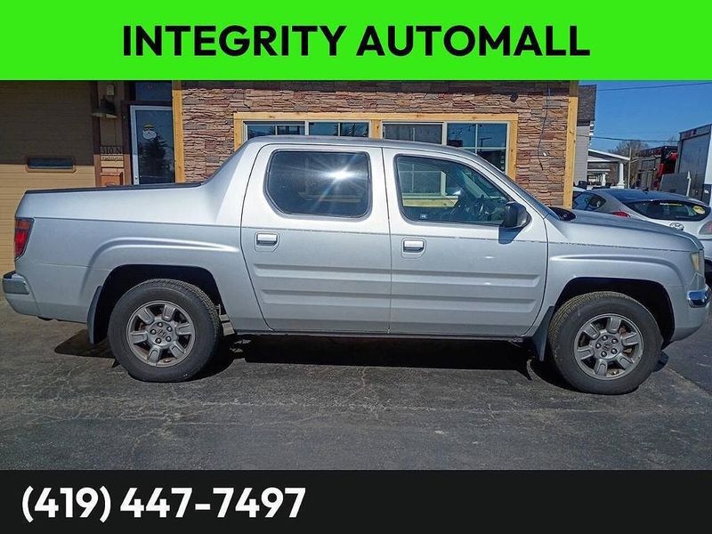 2007 Honda Ridgeline — a typically priced live listing