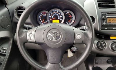2012 Toyota RAV4 Standard