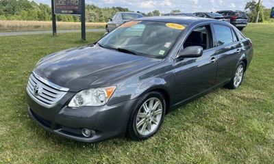 2010 Toyota Avalon XL