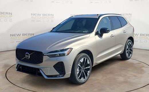 2026 Volvo XC60 Plus Dark