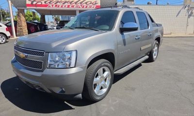 2012 Chevrolet Avalanche LS