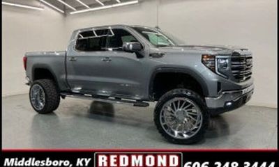 2024 GMC Sierra SLT