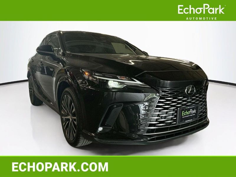2023 Lexus RX — a typically priced live listing