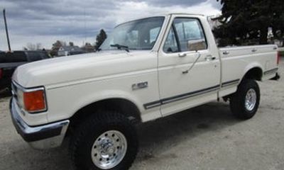 1990 Ford F-150 XLT Lariat
