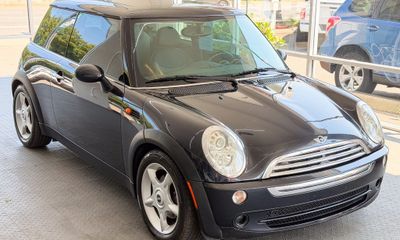 2005 Mini Cooper Base
