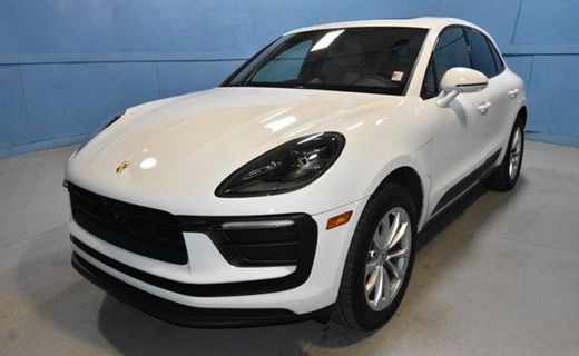 2025 Porsche Macan