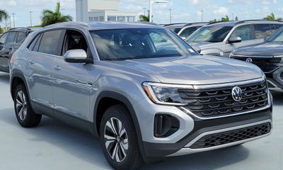 2026 Volkswagen Atlas Cross Sport SE