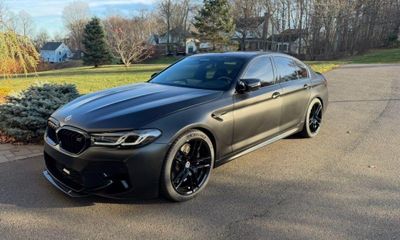 2023 BMW M5