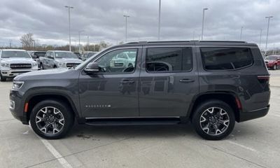 2023 Jeep Wagoneer Series III