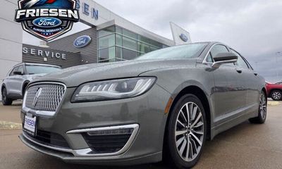 2017 Lincoln MKZ Select